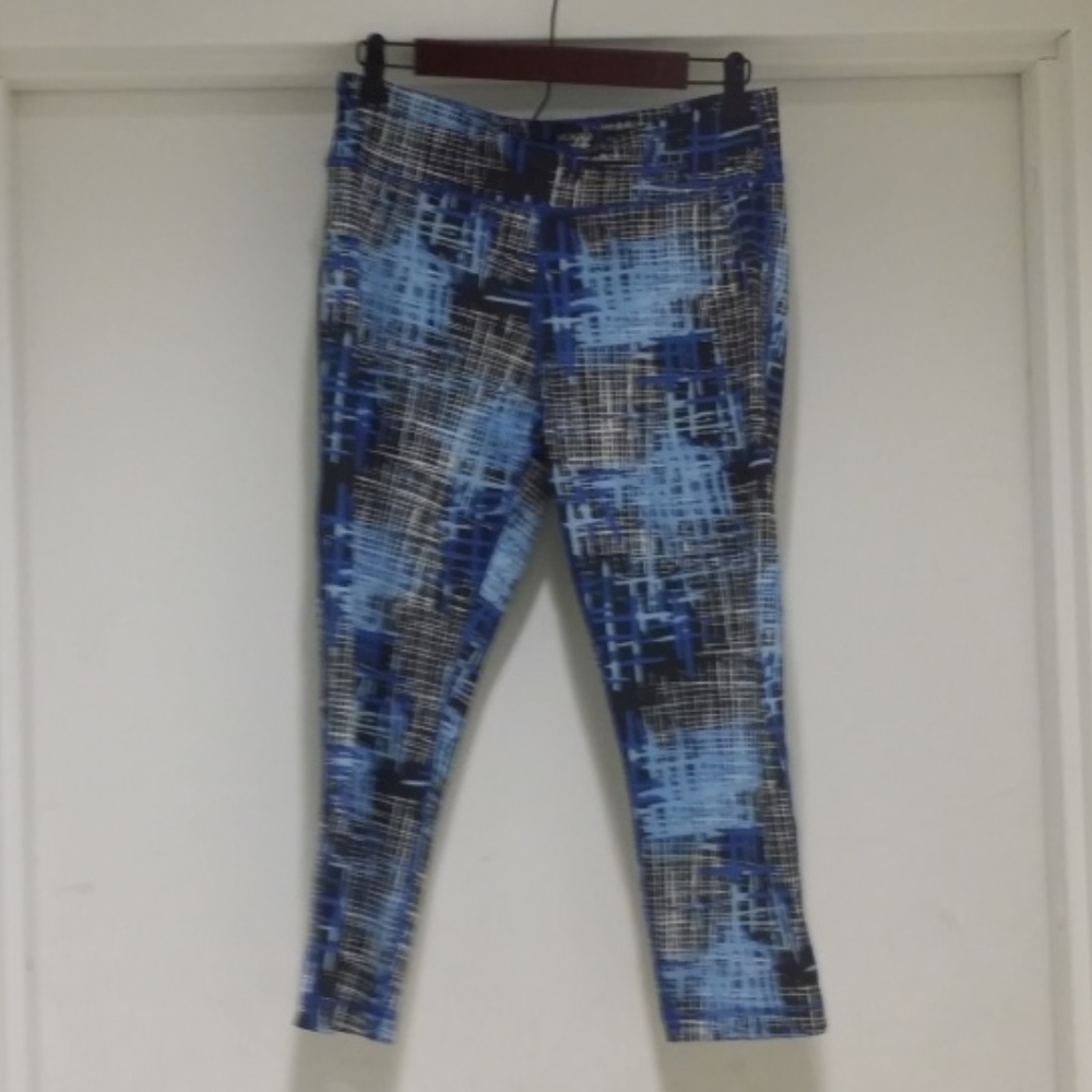 VOGO Athletica Active Stretch Capris L